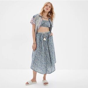 American Eagle Outfitters floral pull on skirt sz XS